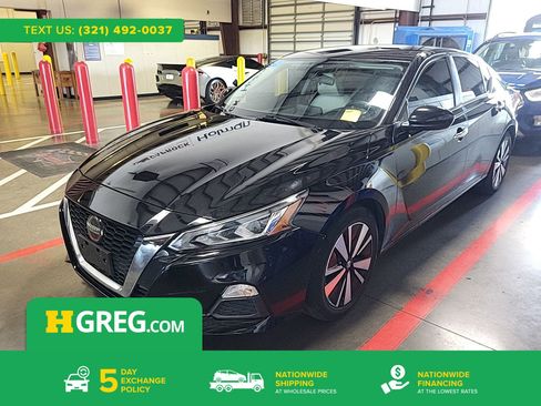 Used 2022 Nissan Altima 2.5 SV FWD image 1