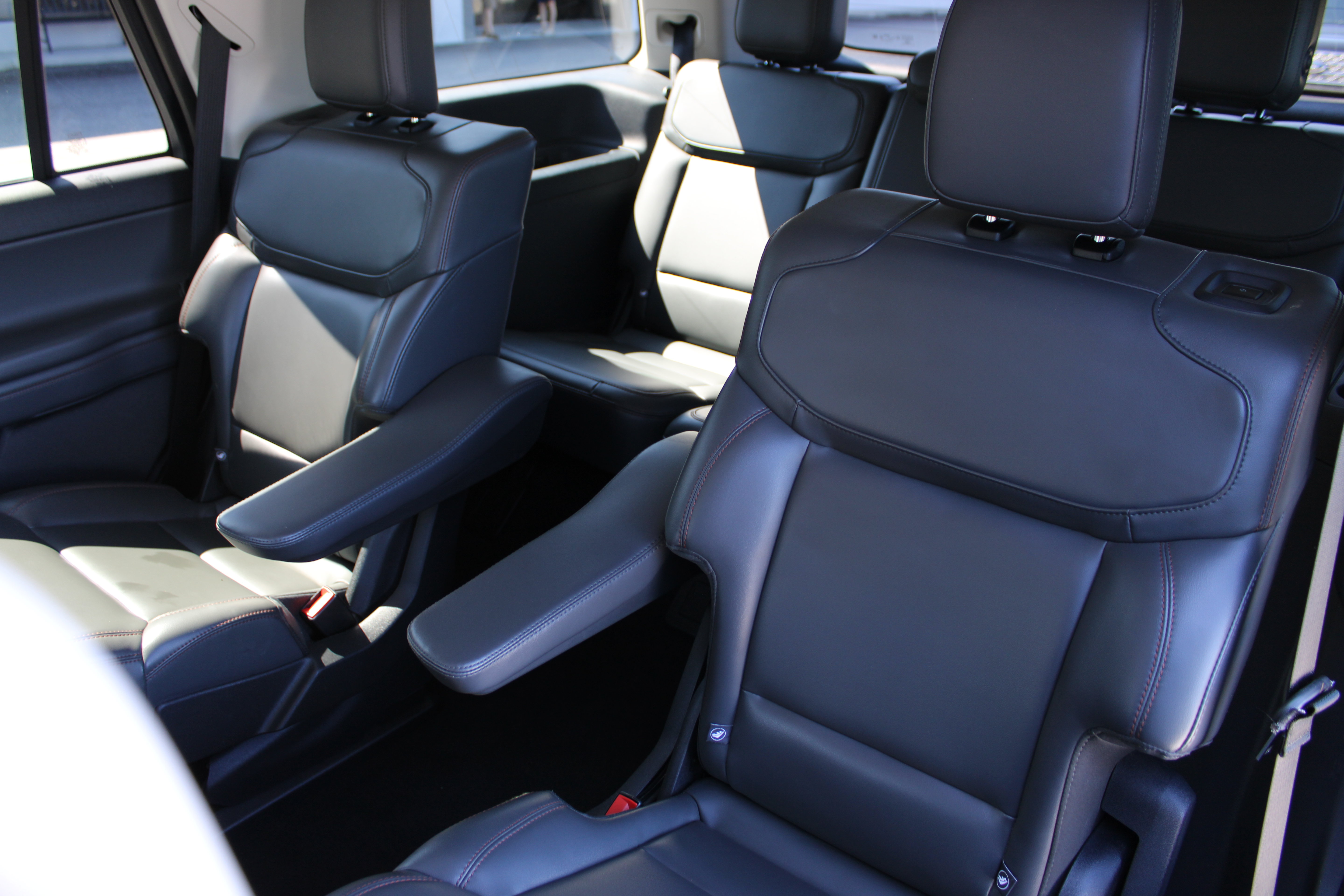 Used 2025 Ford Expedition Active AWD/4WD image 20