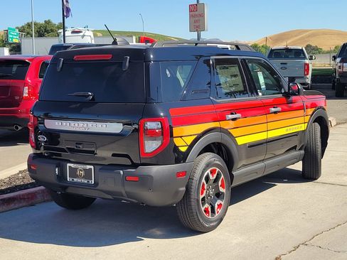 New 2025 Ford Bronco Sport Free Wheeling w/ Convenience Package image 4