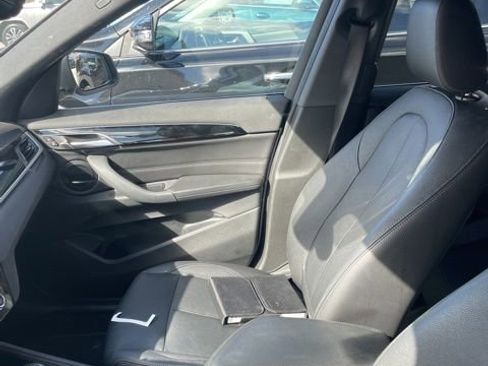 Used 2019 BMW X1 xDrive28i w/ Convenience Package image 9