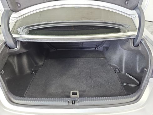 Used 2015 Lexus RC 350 w/ Luxury Package RWD image 12