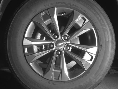 Used 2025 Chevrolet Equinox LT image 12