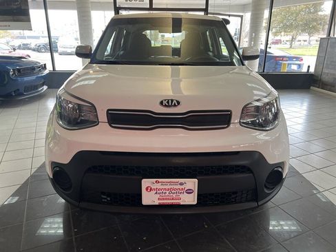 Used 2019 Kia Soul image 3