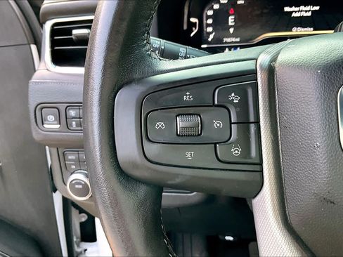 Used 2024 GMC Yukon XL Denali w/ Advanced Technology Package AWD/4WD image 23