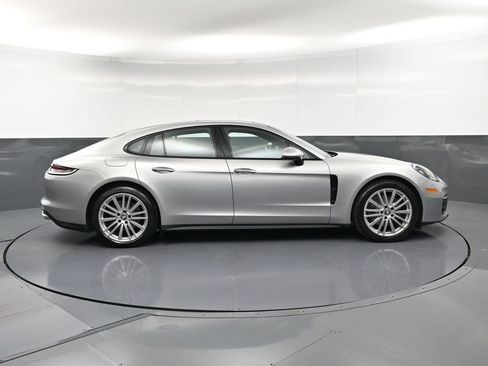 Certified 2022 Porsche Panamera 4 AWD/4WD image 9