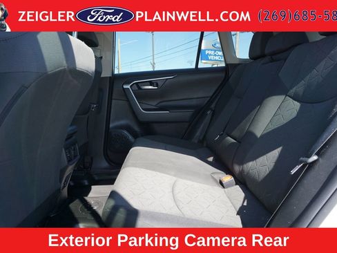 Used 2023 Toyota RAV4 XLE w/ XLE Grade Weather Package AWD/4WD image 11