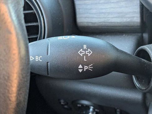 Used 2015 MINI Cooper S image 6