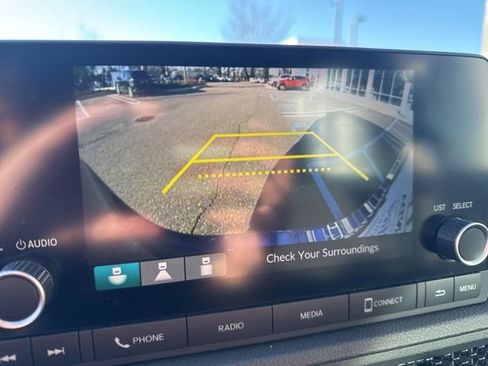 Used 2023 Honda CR-V LX image 23