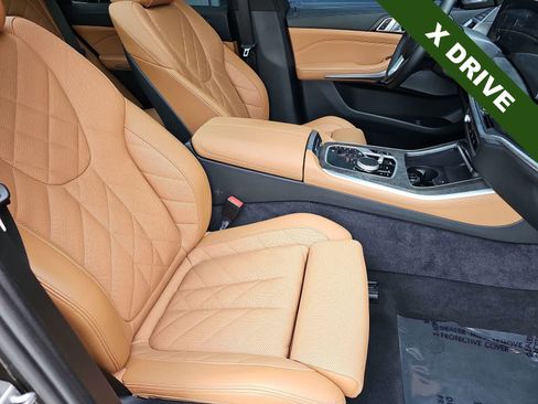 Used 2025 BMW X5 xDrive40i w/ Premium Package AWD/4WD image 18
