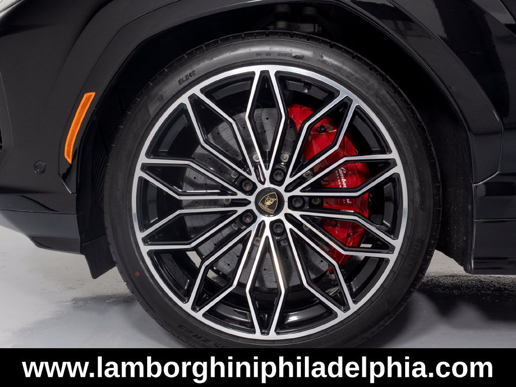 Used 2026 Lamborghini Urus SE AWD/4WD image 9