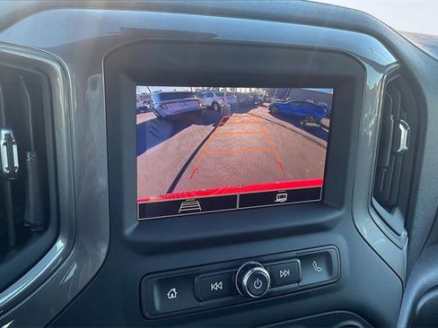 Used 2024 Chevrolet Silverado 1500 Custom image 22