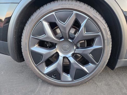 Used 2026 Tesla Model X AWD/4WD image 16