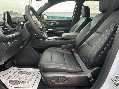 New 2026 Chevrolet Traverse LT w/ Sun and Wheel Package image 10