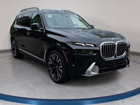 New 2027 BMW X7 xDrive40i w/ Executive Package AWD/4WD image 3