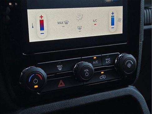 New 2025 Ford Ranger XLT w/ FX4 Off-Road Package image 15