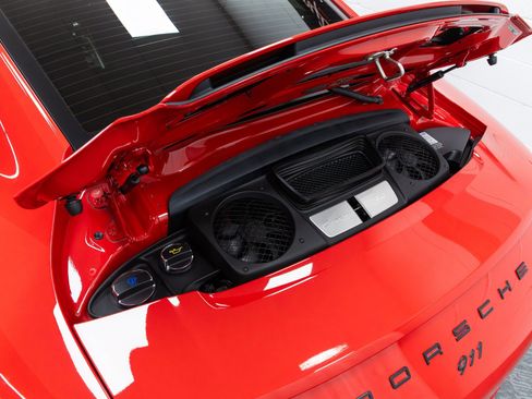 Used 2015 Porsche 911 Carrera image 13