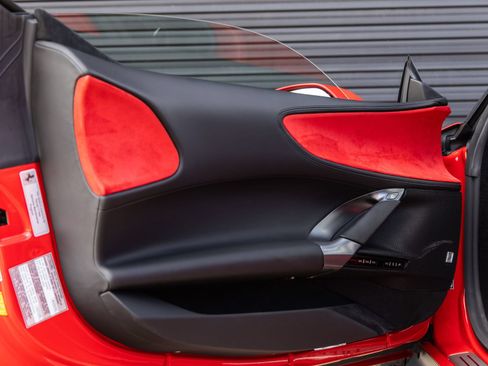 Used 2022 Ferrari SF90 Stradale AWD/4WD image 26