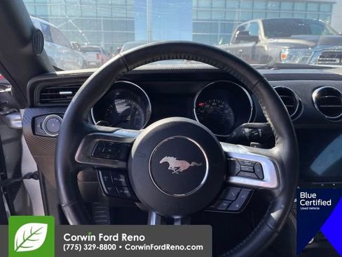 Used 2017 Ford Mustang Coupe image 9