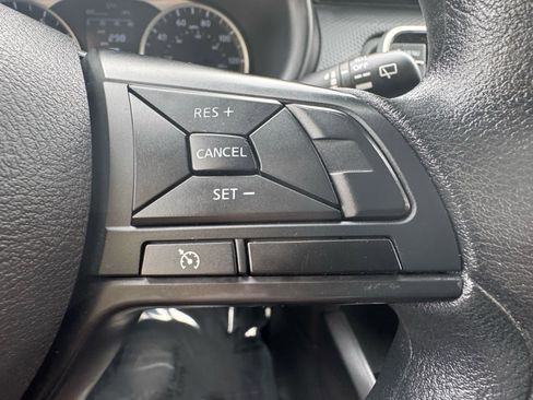 Used 2023 Nissan Kicks S FWD image 15