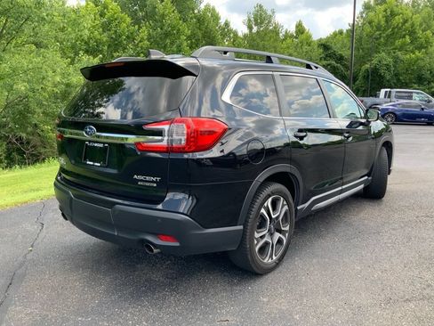 Used 2023 Subaru Ascent Limited AWD/4WD image 11