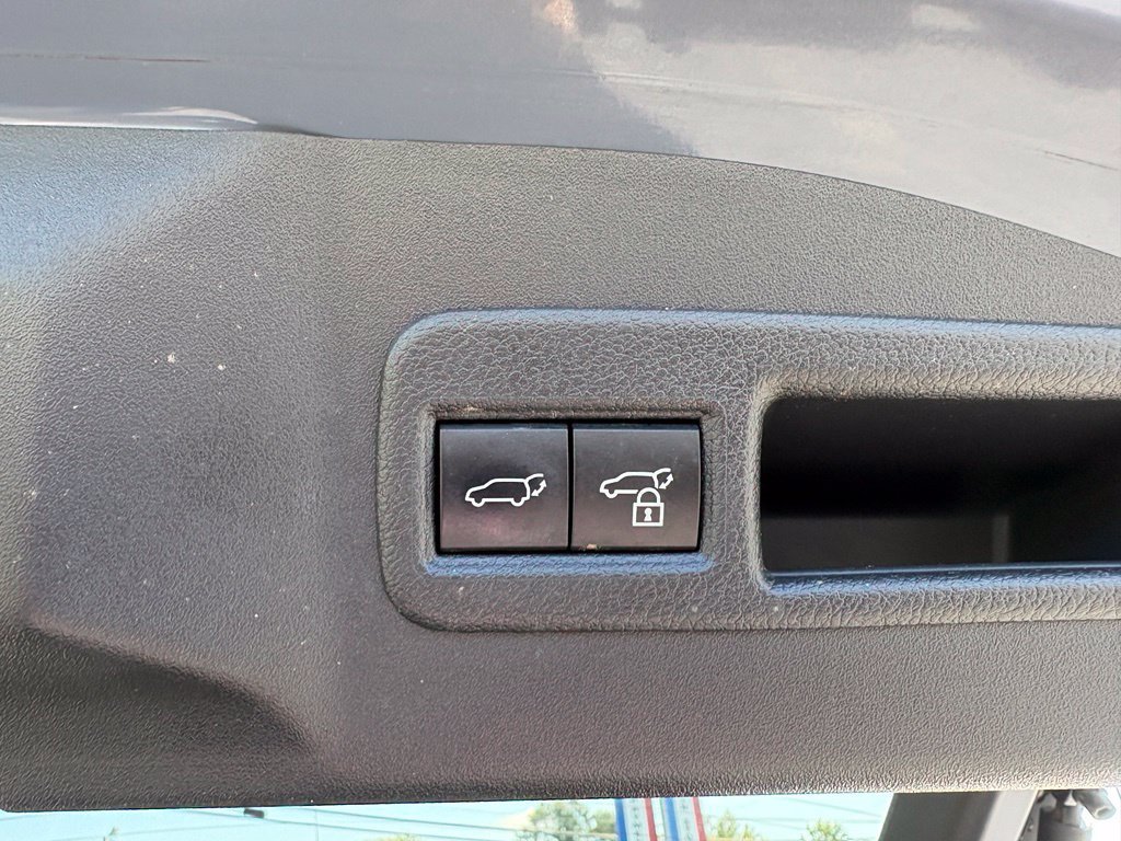 Used 2025 Subaru Solterra w/ Touring Package AWD/4WD image 29
