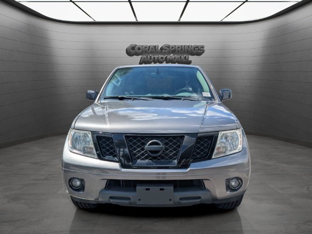 Used 2020 Nissan Frontier SV w/ Midnight Edition Floor Mats RWD image 2