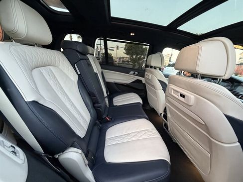 Used 2019 BMW X7 xDrive40i w/ Premium Package AWD/4WD image 36