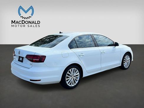 Used 2016 Volkswagen Jetta SEL FWD image 7