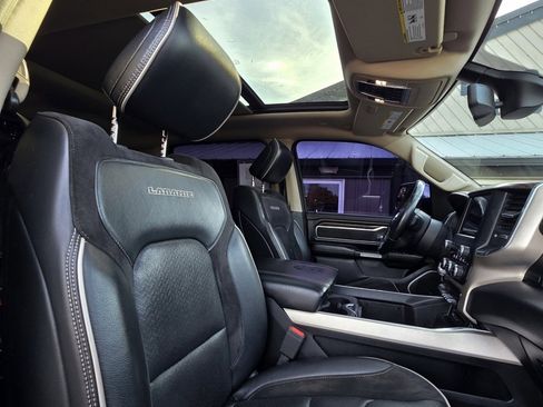 Used 2019 RAM 1500 Laramie image 8