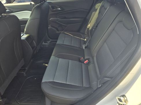 New 2026 Chevrolet Trax LT image 13