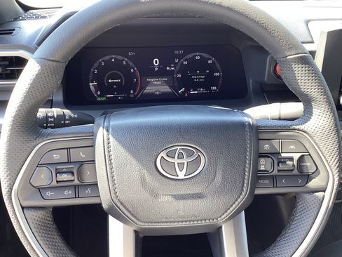 New 2025 Toyota Tacoma TRD Off-Road image 41