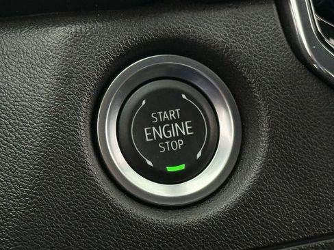 Certified 2025 Chevrolet Colorado W/T RWD image 19