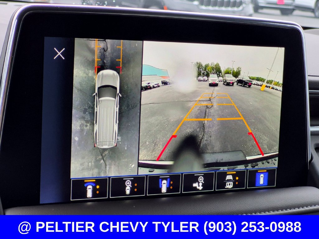 Used 2024 Chevrolet Tahoe Z71 w/ Luxury Package AWD/4WD image 25