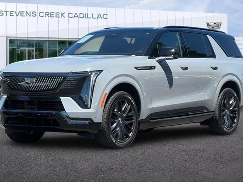 Used 2026 Cadillac Escalade IQL Sport 1 w/ LPO, ONYX Package AWD/4WD image 7