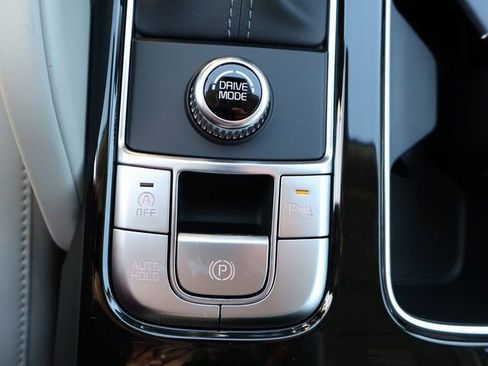 New 2025 Kia Telluride S image 29