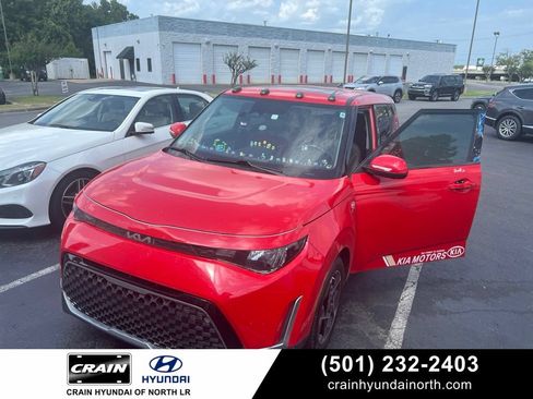 Used 2023 Kia Soul EX FWD image 1