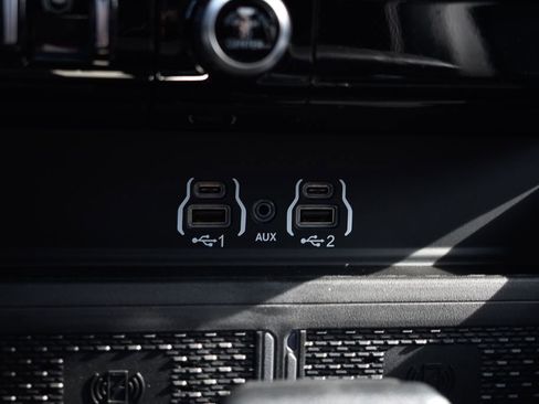 New 2026 RAM 3500 Laramie AWD/4WD image 17