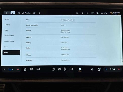 Used 2023 Rivian R1T Adventure image 34