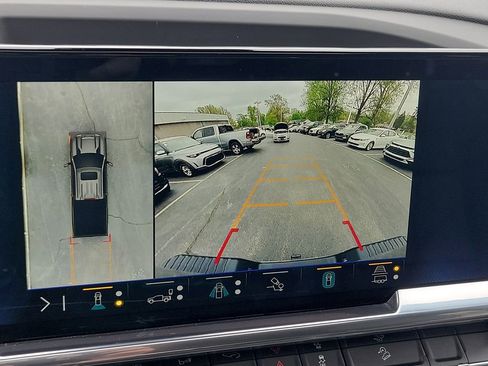 Certified 2024 Chevrolet Silverado 3500 High Country w/ High Country Premium Package AWD/4WD image 32