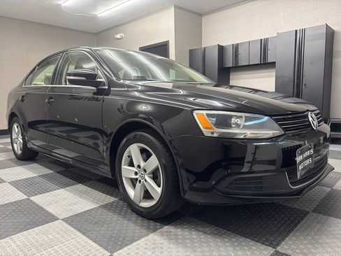 Used 2014 Volkswagen Jetta TDI FWD image 4