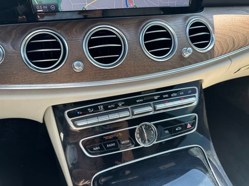 Used 2017 Mercedes-Benz E 300 image 5
