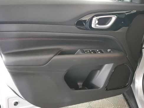 New 2026 Jeep Compass Trailhawk AWD/4WD image 5