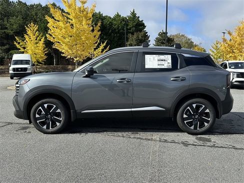 New 2026 Nissan Kicks SV w/ SV Premium Package image 5