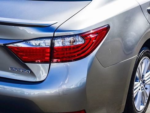 Used 2015 Lexus ES 350 image 8