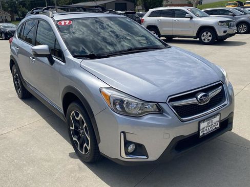 Used 2017 Subaru Crosstrek 2.0i Limited AWD/4WD image 4