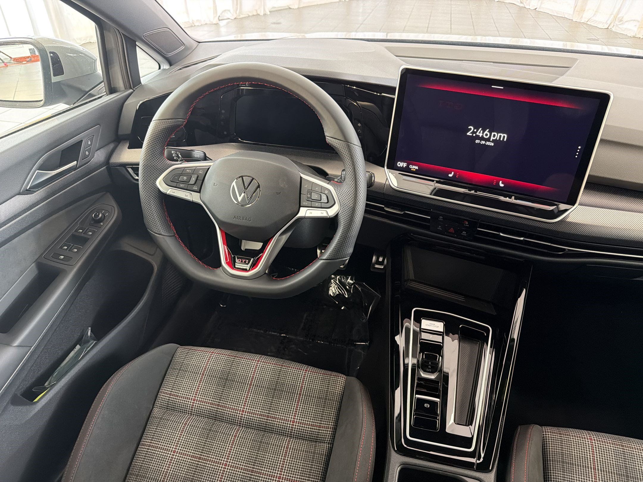 New 2026 Volkswagen Golf SE FWD image 17