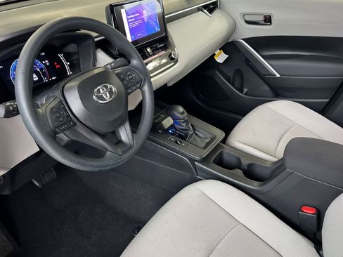 New 2026 Toyota Corolla Cross L image 11