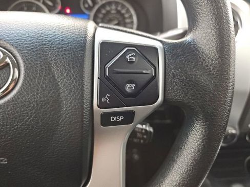 Used 2017 Toyota Tundra SR5 AWD/4WD image 19