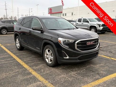 Used 2019 GMC Terrain SLE image 1