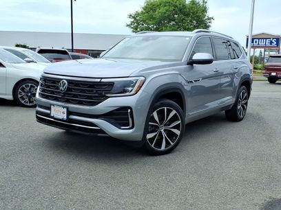 Used 2024 Volkswagen Atlas SEL Premium R-Line